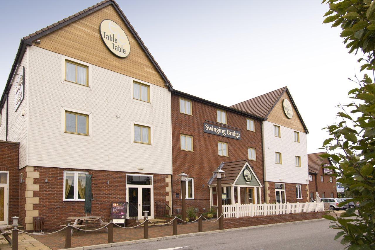 Premier Inn Manchester Trafford Centre North Bagian luar foto