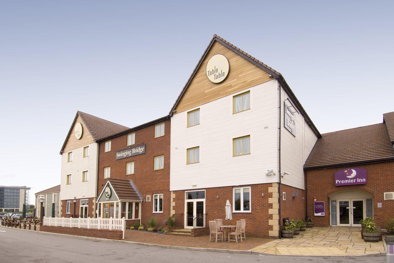 Premier Inn Manchester Trafford Centre North Bagian luar foto