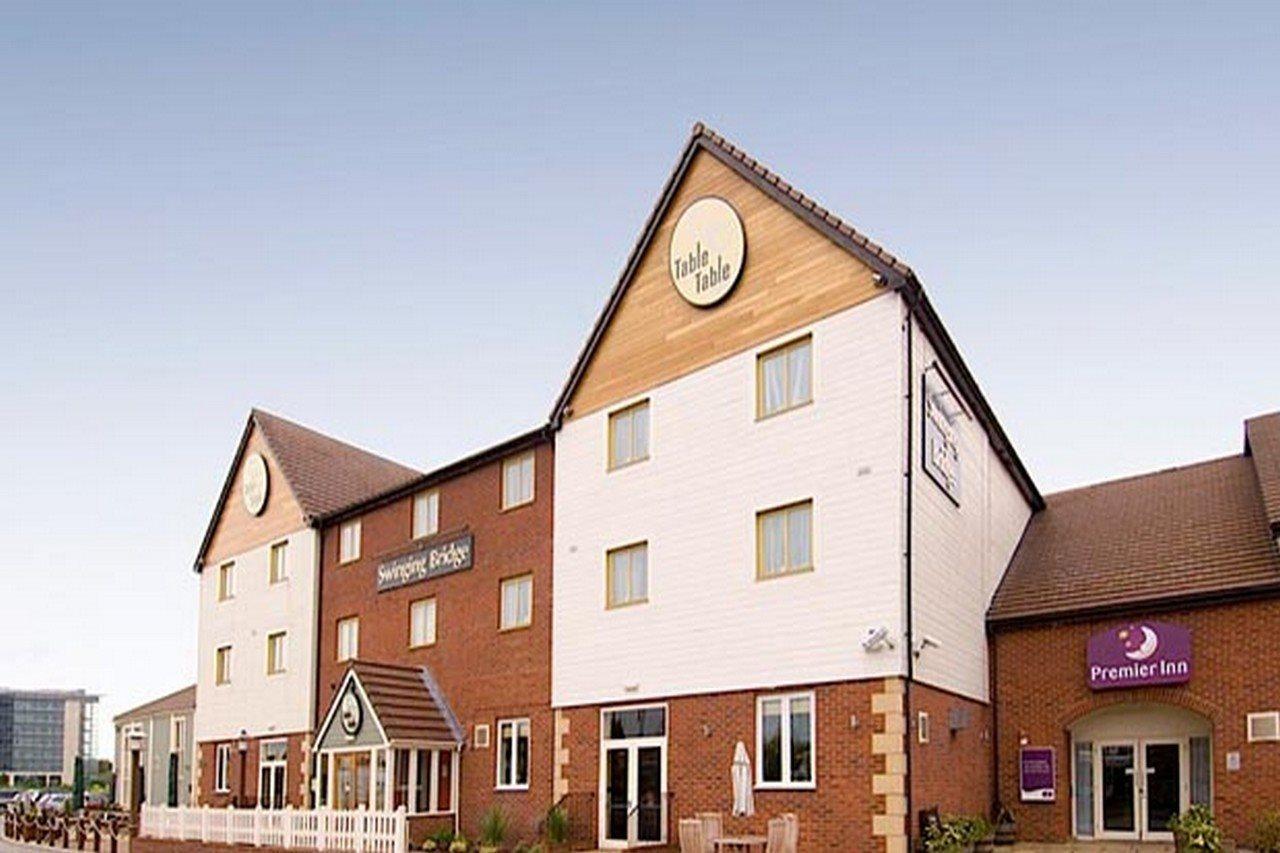 Premier Inn Manchester Trafford Centre North Bagian luar foto