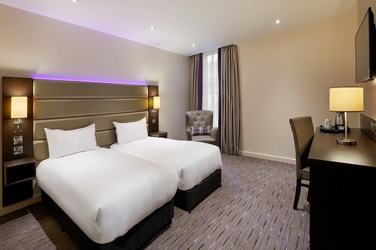 Premier Inn Manchester Trafford Centre North Bagian luar foto